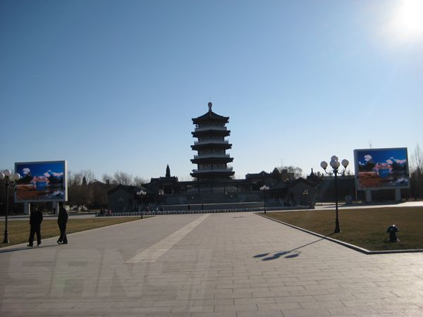 平谷奧運(yùn)文化廣場(chǎng)、世紀(jì)廣場(chǎng)led室外全彩屏