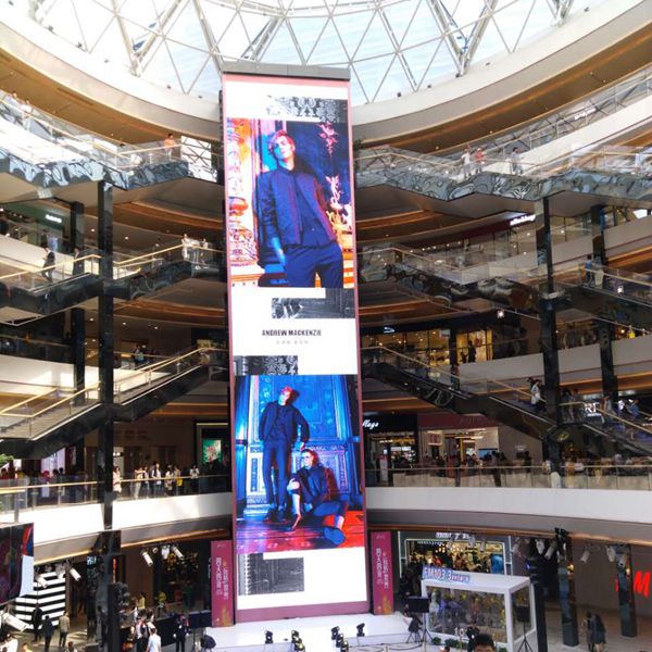 徐州蘇寧廣場室內led全彩顯示屏