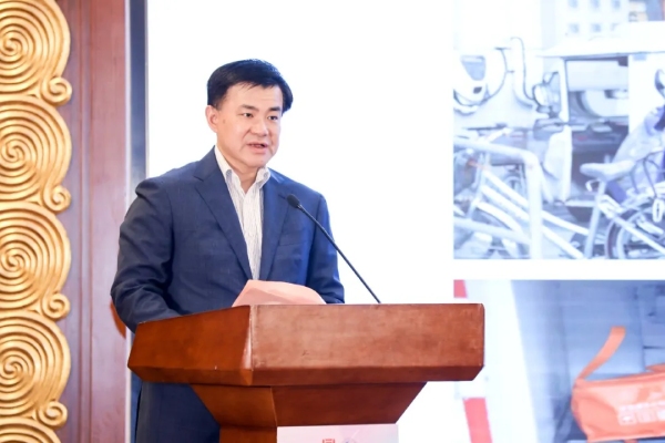 濮韶華-光明乳業(yè)股份有限公司董事長(zhǎng)