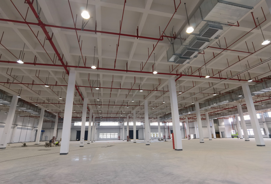 三思LED高天棚燈點(diǎn)亮某智慧家居產(chǎn)業(yè)園 三思LED高天棚燈點(diǎn)亮某智慧家居產(chǎn)業(yè)園