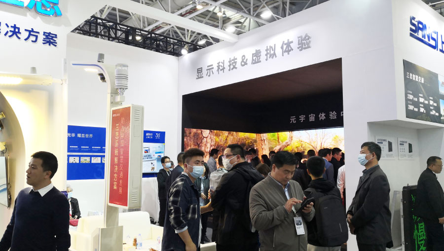 CAVE虛擬現(xiàn)實(shí)體驗(yàn)空間 CAVE虛擬現(xiàn)實(shí)體驗(yàn)空間