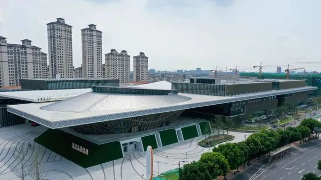 文商旅新方案,三思,8K創(chuàng)意,顯示屏,點亮昆山大西門